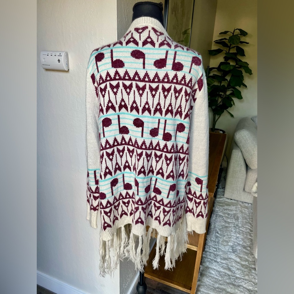 iLove Open Front Cardigan with fringe detail and tribal design - 25% wool S/M